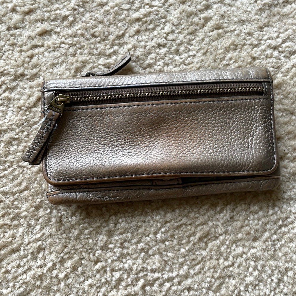 FOSSIL gold leather wallet